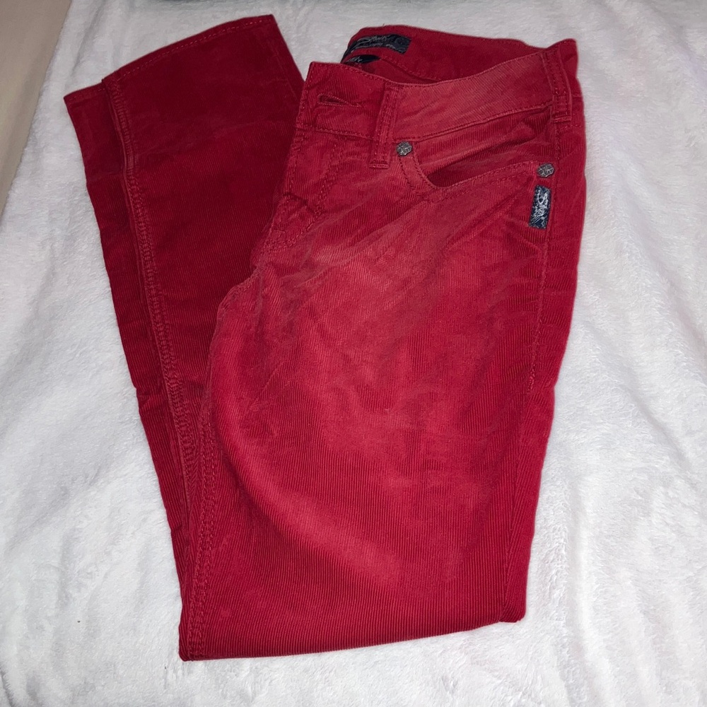 Silver Jeans Red  (Suki Skinny) corduroy/ Mid Rise/ Size 28